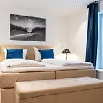 Ferienhaus Reethuis Am Dorfteich George