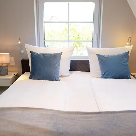 Reethuis-am-dorfteich-ferienhaus-george بيت للعطل Wenningstedt-Braderup