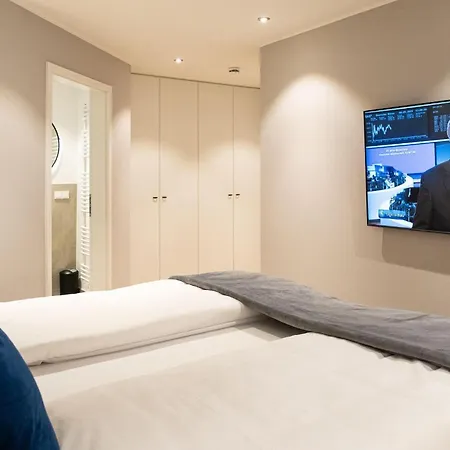 Reethuis-am-dorfteich-ferienhaus-george *