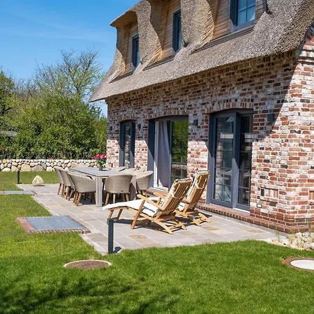 Reethuis-am-dorfteich-ferienhaus-george Wenningstedt-Braderup