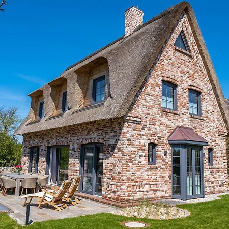 Reethuis-am-dorfteich-ferienhaus-george Tatil Evi Wenningstedt-Braderup